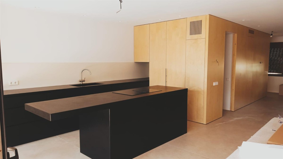 Reforma de cocina abierta en Alicante — Royal Imbau